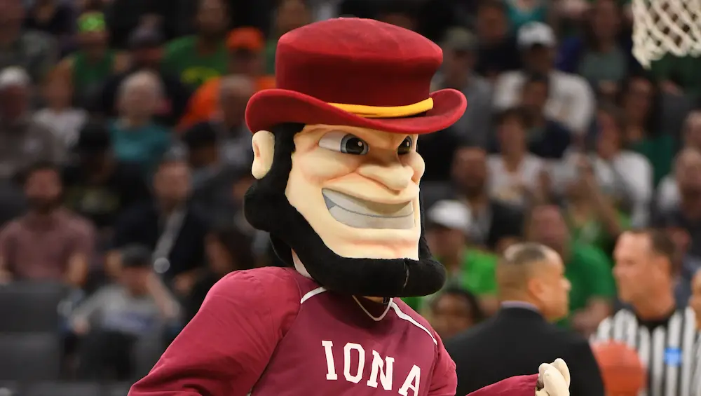 Harvard Official Mascot | Crimson: John Havard